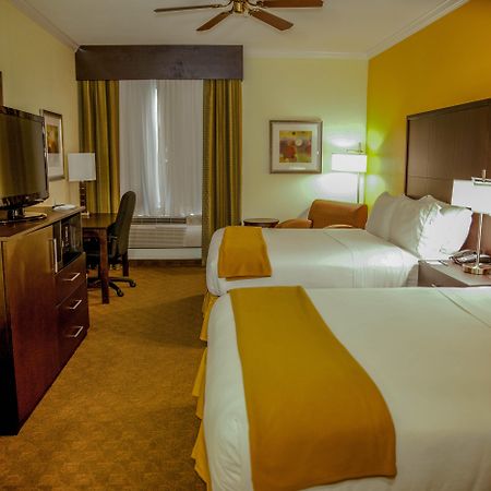 Holiday Inn Express Hotel & Suites Houston North Intercontinental By Ihg Екстер'єр фото